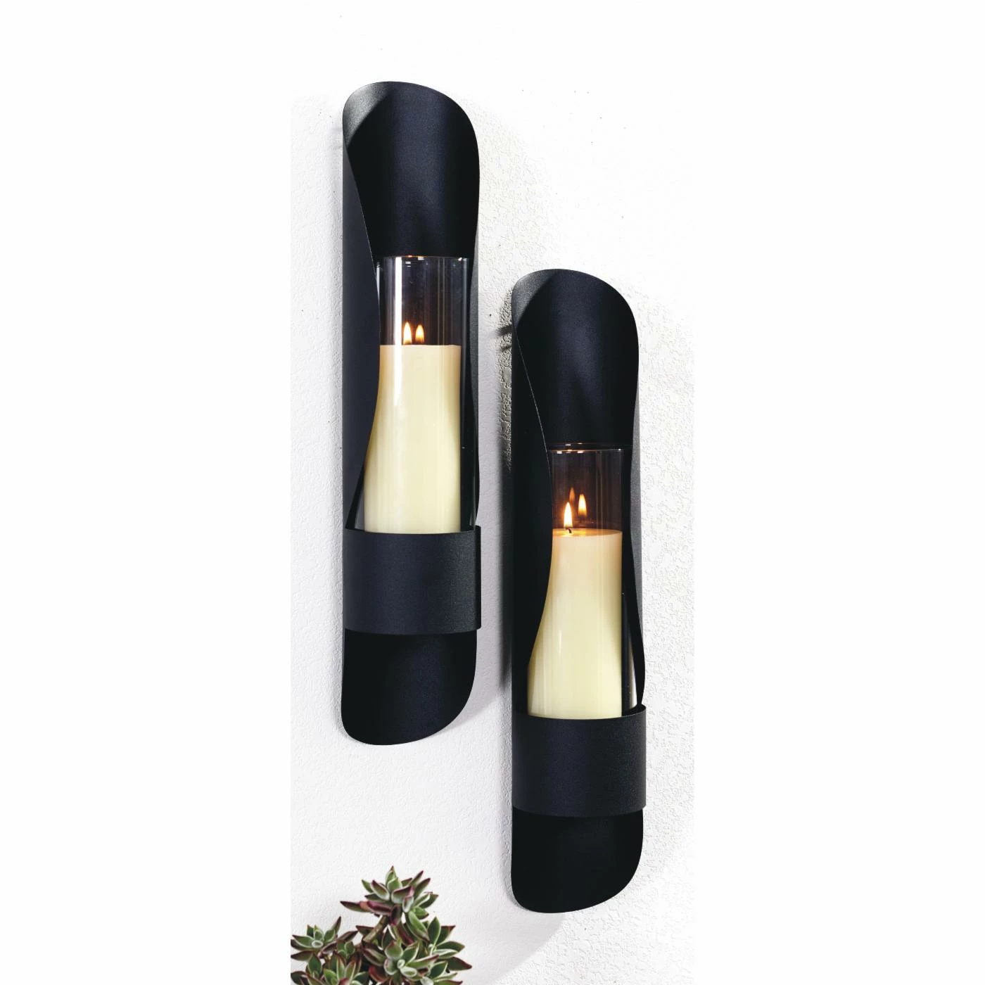 Brand new 💯 ArtMaison Canada Metal And Glass Bold III Wall Sconce Candleholder- Set Of 2 ❤️ 1 Brand new 💯 ArtMaison Canada Metal And Glass Bold III Wall Sconce Candleholder- Set Of 2 ❤️