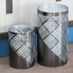 New 🎉 DecMode Plaid Pattern Hurricane Candle Holders - Set Of 2 ✔️